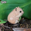 Kuoka w naturze figurka