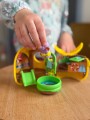mały domek Klorofil z uroczym hipopotamem, który z trampoliny może skakać do basenu